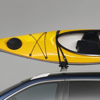 2023 Nissan Rogue with Yakima jaylow kayak carrier on roof