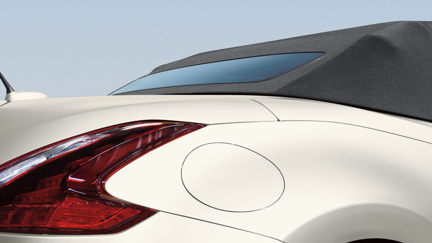 Nissan 370Z Roadster exterior design