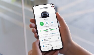 NissanConnect smartphone app displaying ARIYA remote charging status