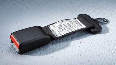 Nissan 370Z Roadster accessories seat belt extender