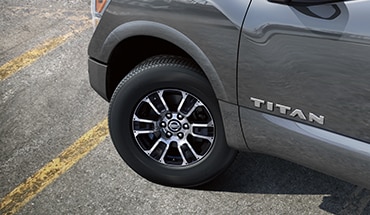 2021 Nissan TITAN 18 inch black aluminum-alloy wheels