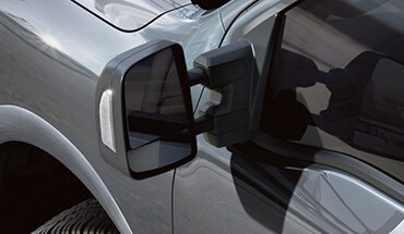 2023 Nissan TITAN trailer tow mirror kit.