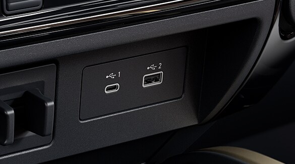 2023 Nissan TITAN USB ports in console.