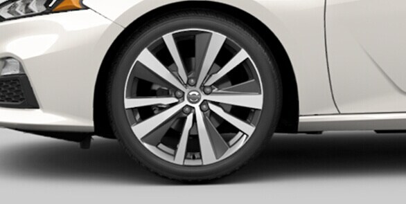 2022 Nissan Altima 19-inch aluminum-alloy wheels.