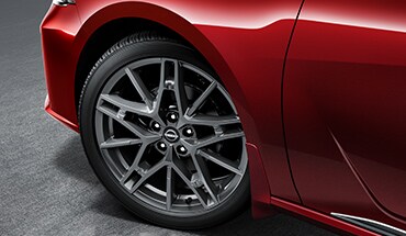2023 Nissan Altima 19-inch alloy wheel.