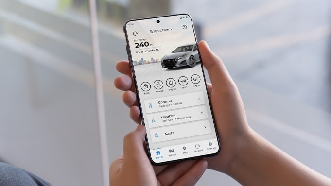 2024 Nissan Altima smartphone with NissanConnect myNissan app open 