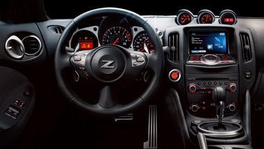 Nissan 370Z Roadster Interior Dashboard