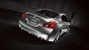 Nissan Altima® Coupe 2.5 S shown in Brilliant Silver