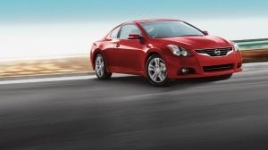Nissan Altima® Coupe 2.5 S shown in Cayenne Red