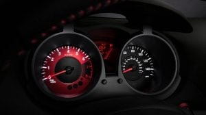 2017 Nissan JUKE NISMO tachometer