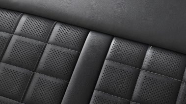 Nissan TITAN XD Diesel Engine Quilted Leather Appointed Seats