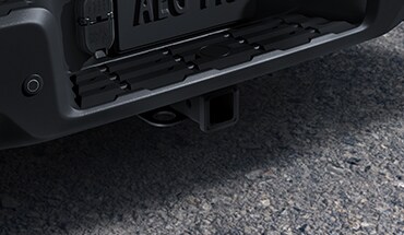 2022 Nissan Frontier tow hitch receiver, class IV.
