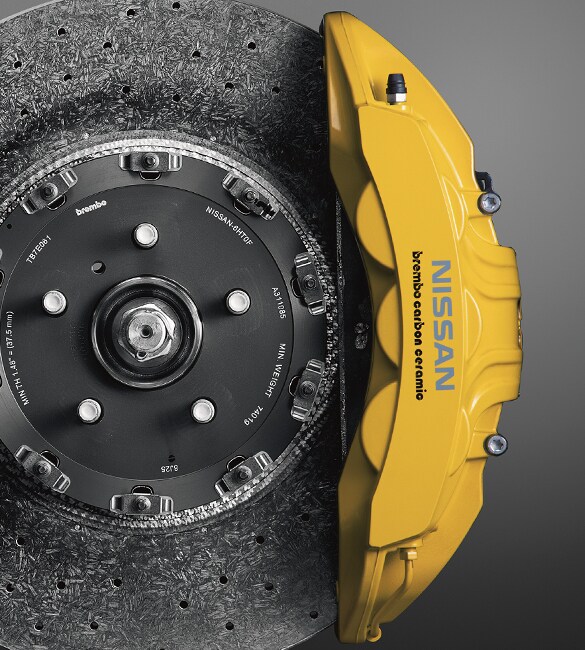 2021 Nissan GT-R yellow calipers on Brembo carbon ceramic braking system
