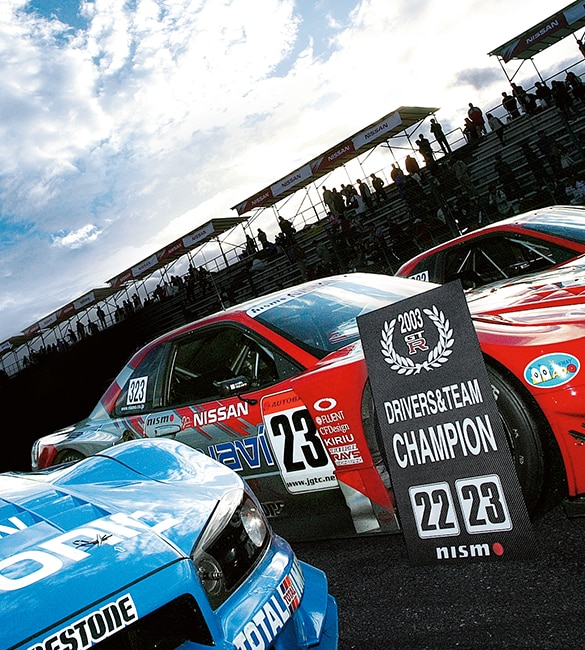 2021 Nissan GT-R race cars idle on a race track