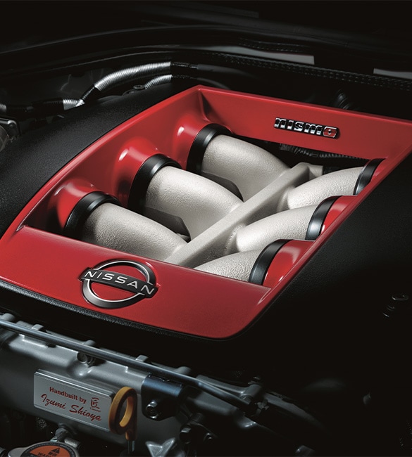 2023 Nissan GT-R NISMO engine top view.