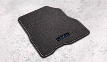 2023 Nissan LEAF carpeted floor mats (4-piece set)