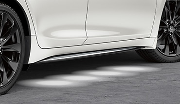 2023 Nissan Maxima rocker panel moldings.