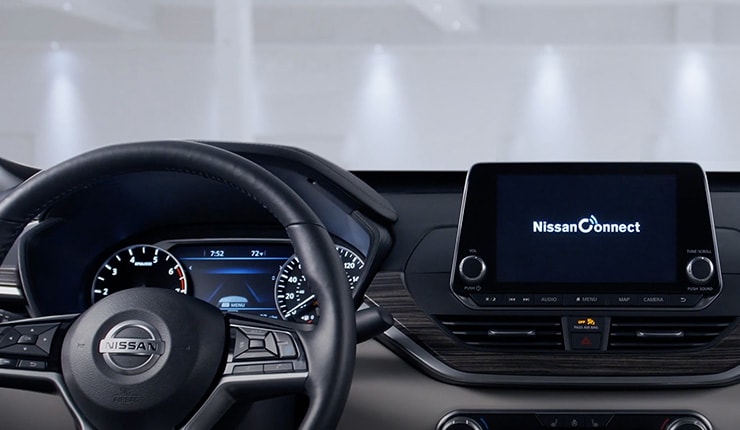 2023 Nissan Maxima Nissanconnect video.
