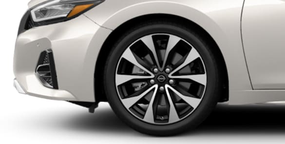 2023 Nissan Maxima 19-inch machine-finished aluminum-alloy wheels.