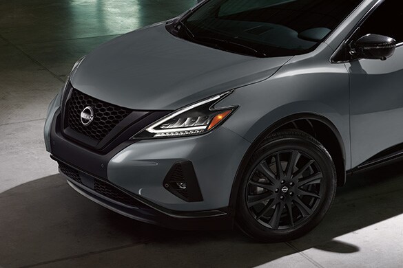 2023 Nissan Murano Midnight Edition hood and grille.
