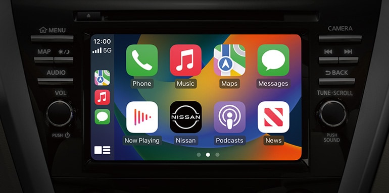 2024 Nissan Murano touch-screen showing Apple CarPlay app