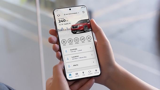 2024 Nissan Pathfinder smartphone showing MyNISSAN app.