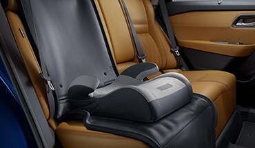 2021 Nissan Rogue child seat cover with storage