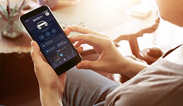 2022 Nissan Sentra smartphone open showing Nissanconnect app remote Access.