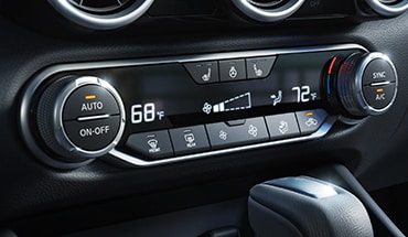 2022 Nissan Sentra showing controls for dual zone automatic temperature control.