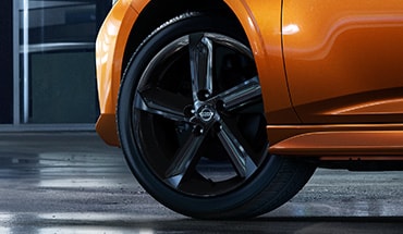 2023 Nissan Sentra 18 inch aluminum-alloy wheels.