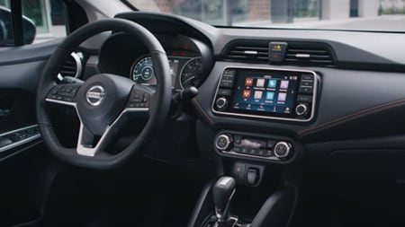 2023 Nissan Versa tech and connectivity video.
